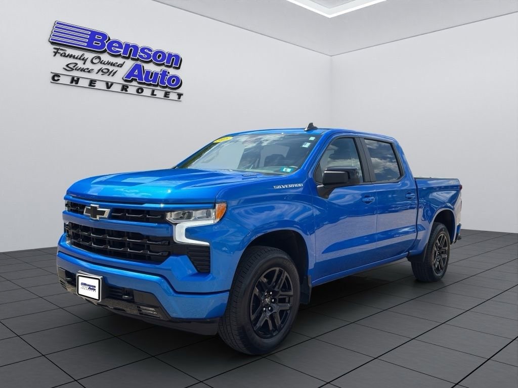 2025 Chevrolet Silverado 1500 Truck Crew Cab 