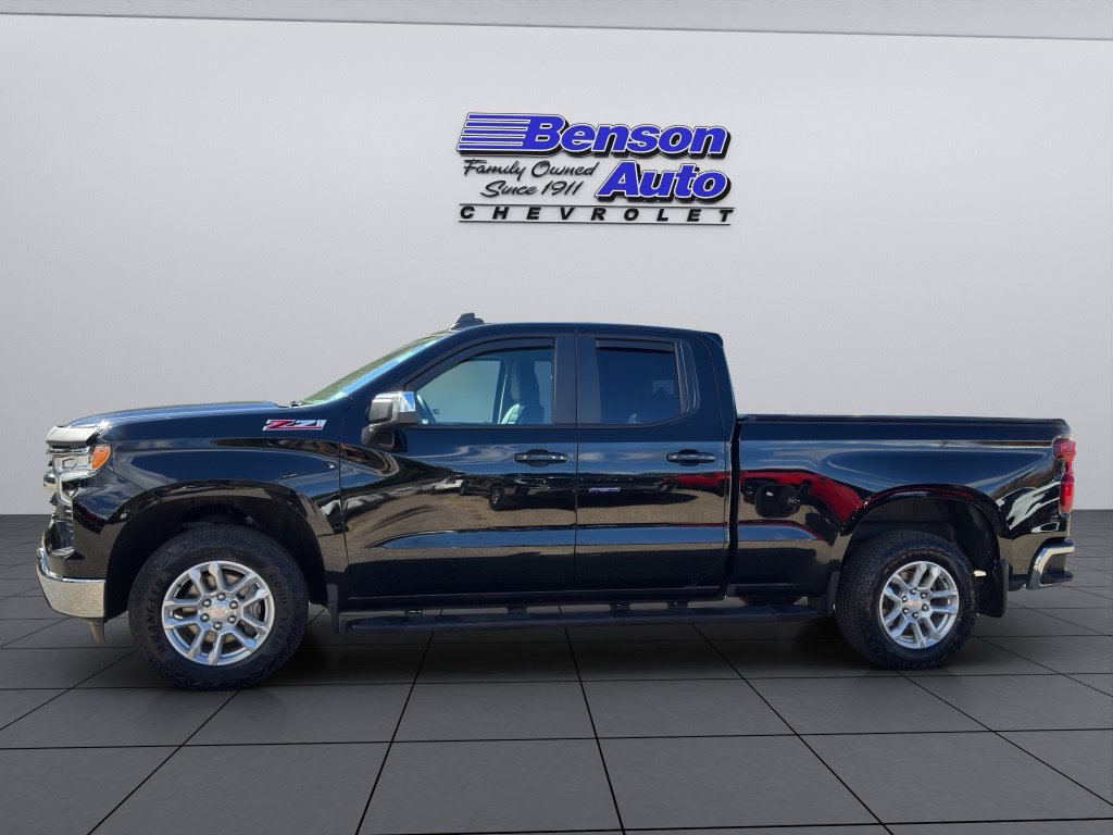 2024 Chevrolet Silverado 1500 LT - Photo 13