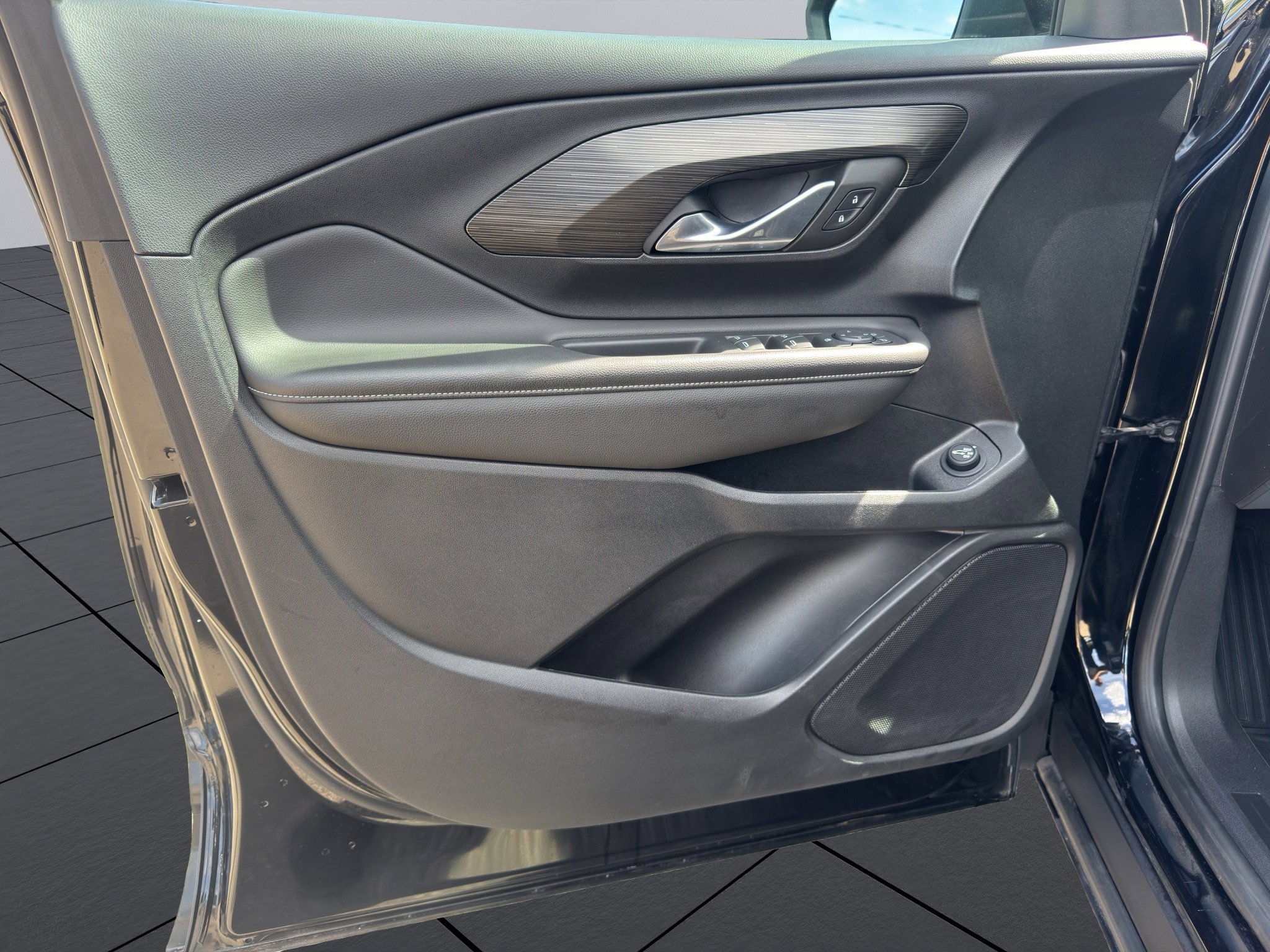 2022 Gmc Terrain SLE photo 2