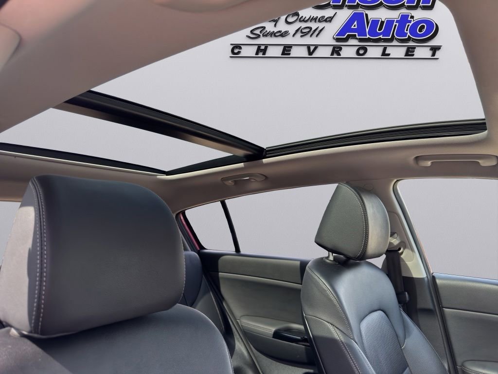 2022 Kia Sportage EX - Photo 13