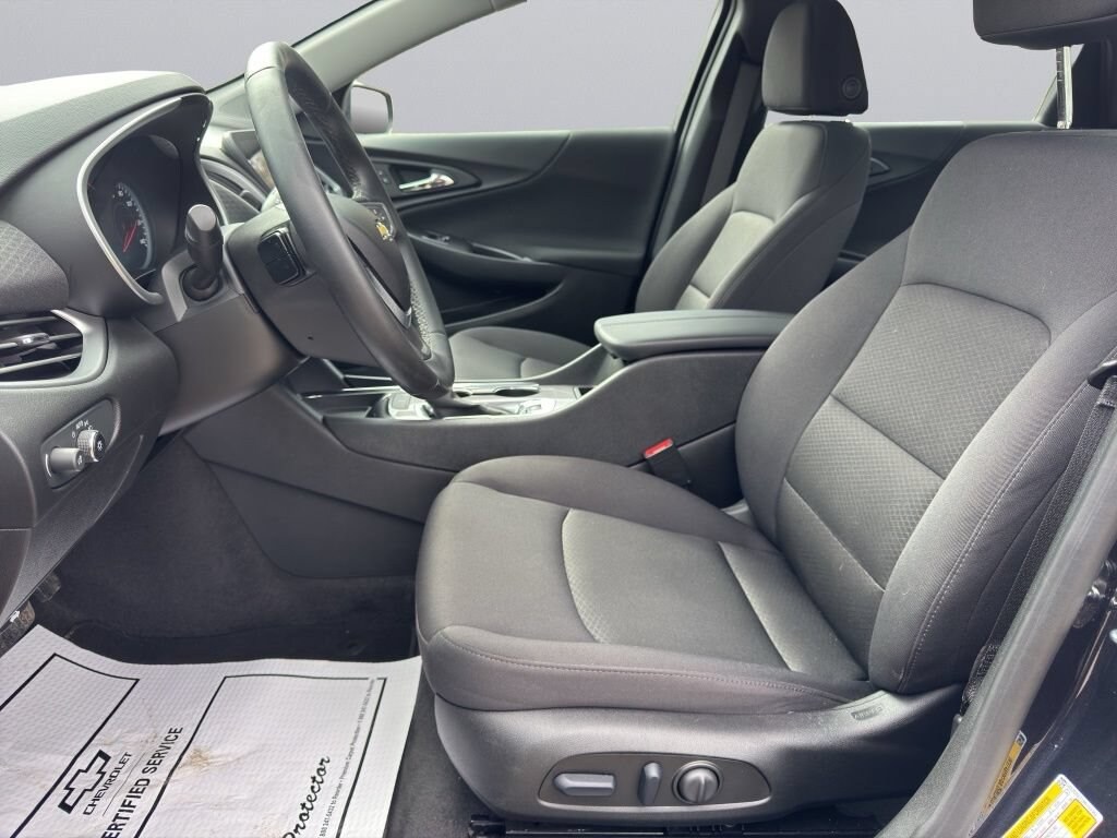 Used 2023 Chevrolet Malibu LT Car
