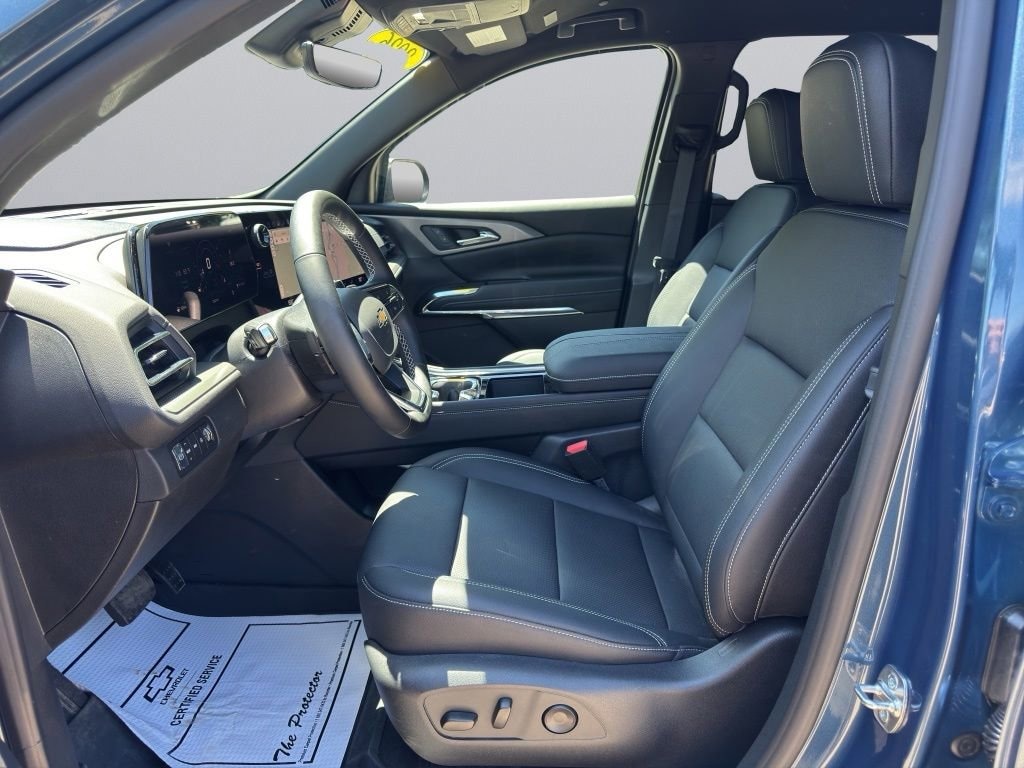 Used 2026 Chevrolet Traverse LT SUV