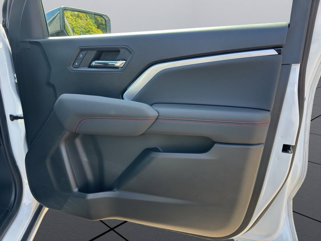 2023 Chevrolet Colorado Z71 - Photo 10