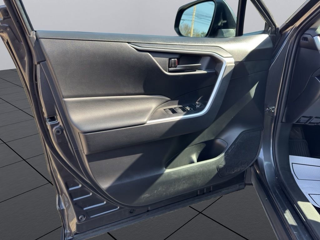 Used 2023 Toyota RAV4 LE SUV