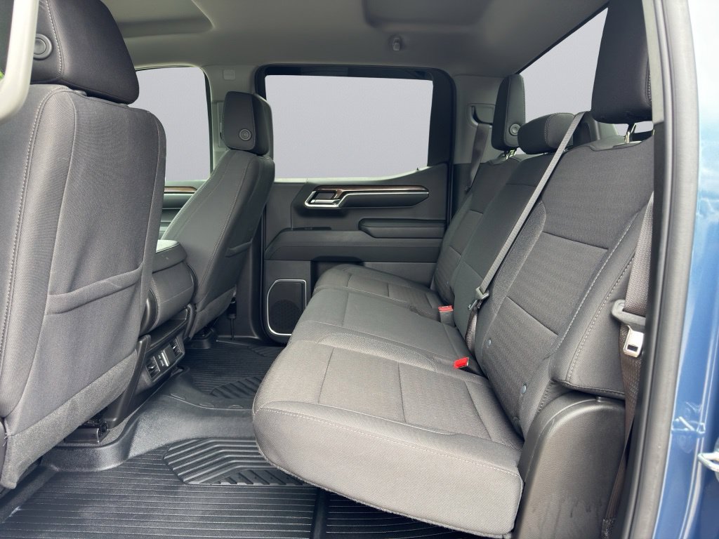 2024 Chevrolet Silverado 1500 LT - Photo 8