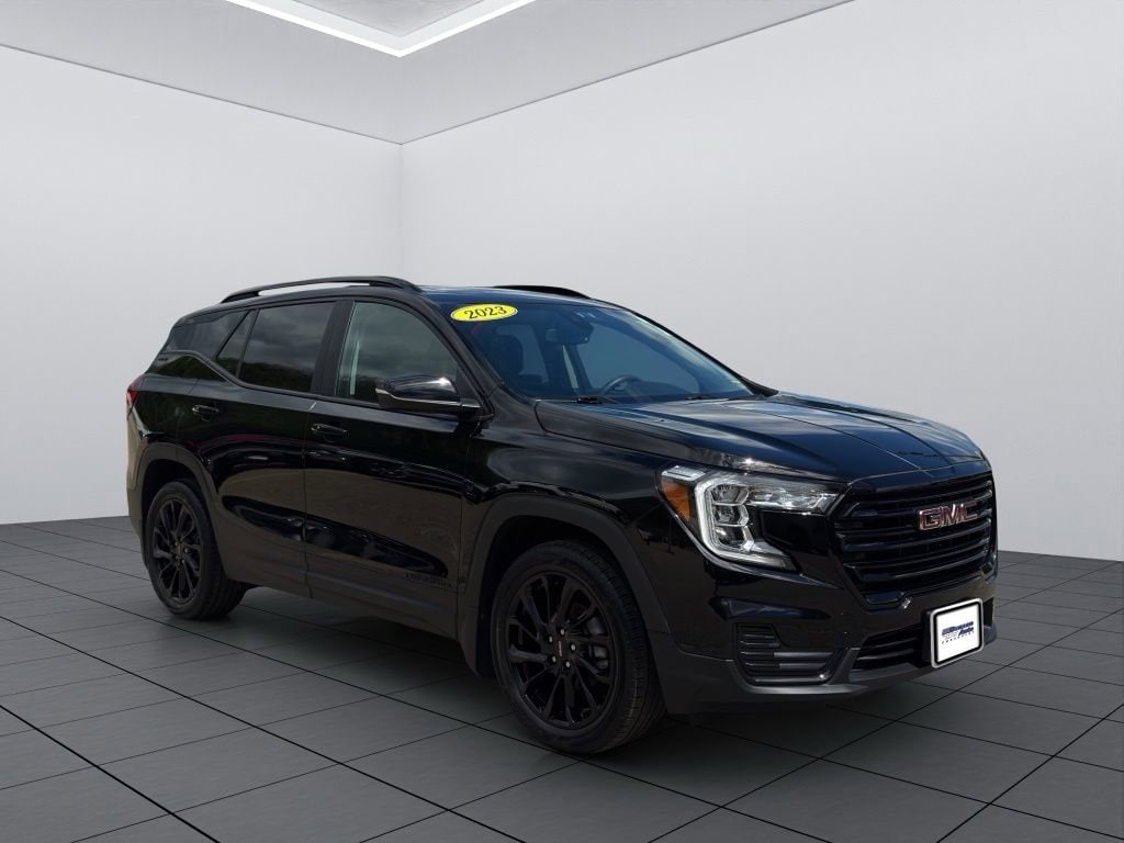 2023 GMC Terrain SLE - Photo 20