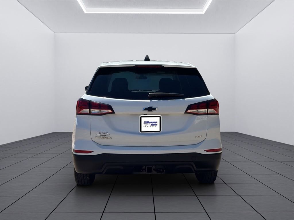 2022 Chevrolet Equinox LS - Photo 16