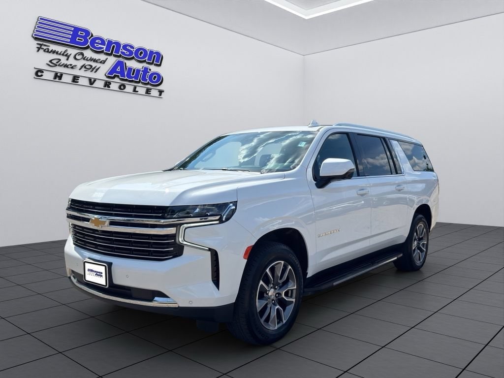 Used 2024 Chevrolet Suburban LT SUV