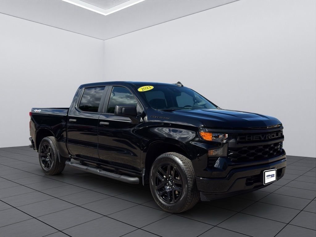 2023 Chevrolet Silverado 1500 Custom - Photo 18