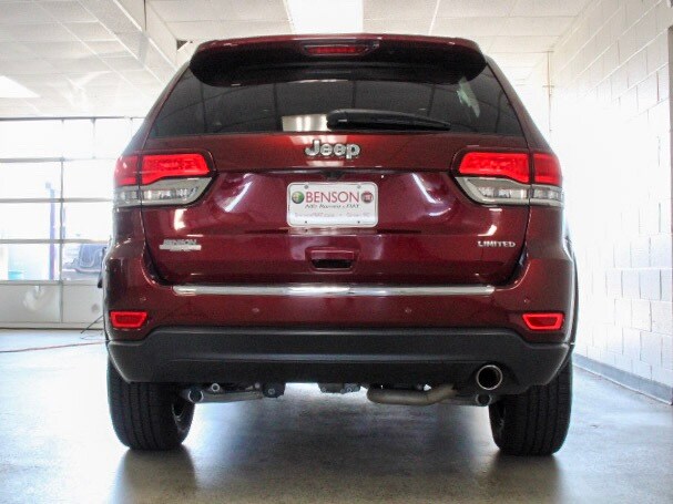 2020 Jeep Grand Cherokee Limited Sport photo 4