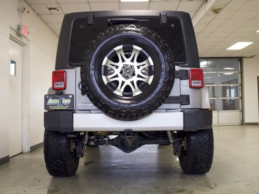 Used 2015 Jeep Wrangler Unlimited Sahara Sport Utility