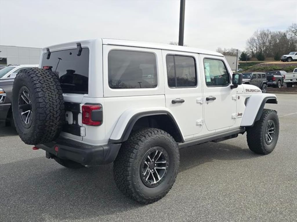 New 2026 Jeep Wrangler 4-DOOR RUBICON X Sport Utility