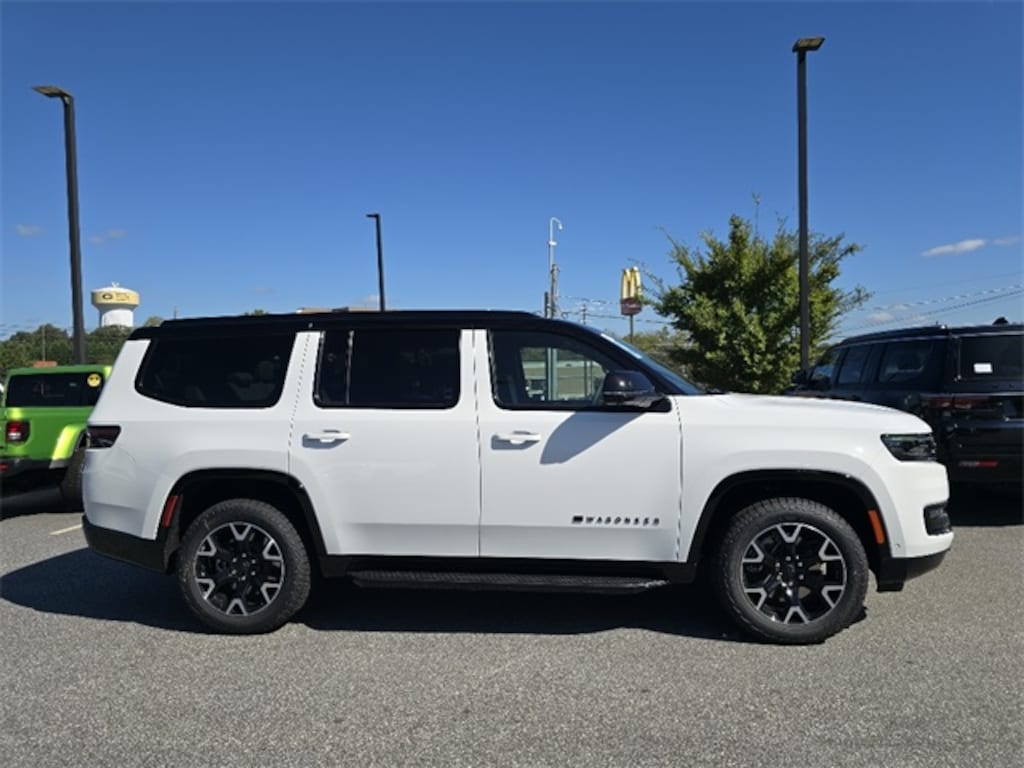 New 2025 Jeep Wagoneer OVERLAND 4X4 Sport Utility