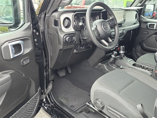 2026 Jeep Wrangler Sport photo 2