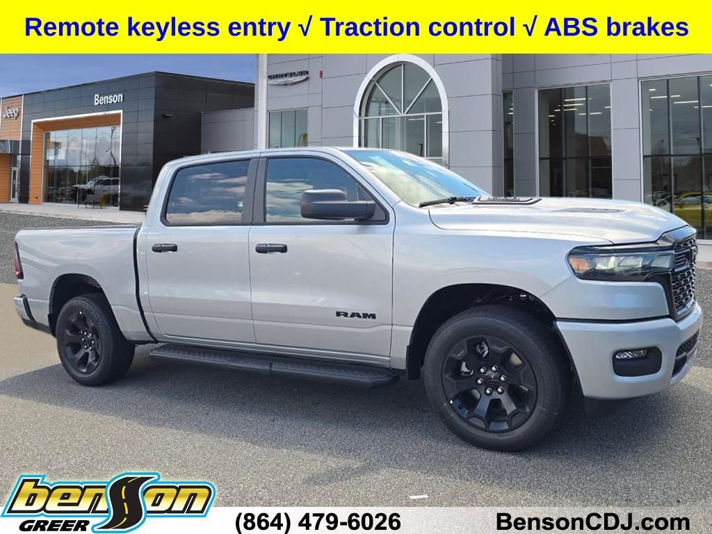 New 2026 Ram 1500 EXPRESS CREW CAB 4X4 5'7 BOX Pickup