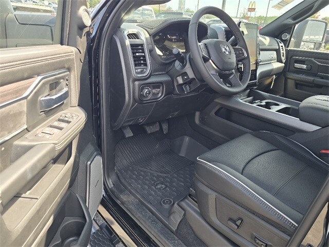 2026 Ram 3500 Laramie photo 4