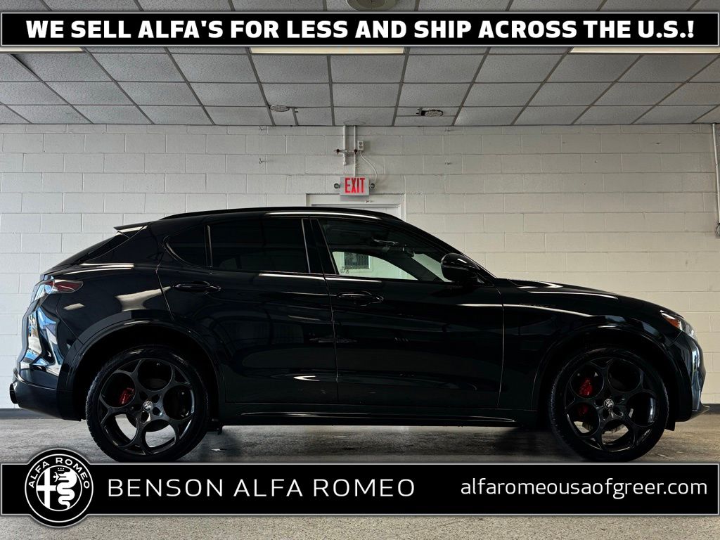 2024 Alfa Romeo Stelvio Competizione AWD's photo