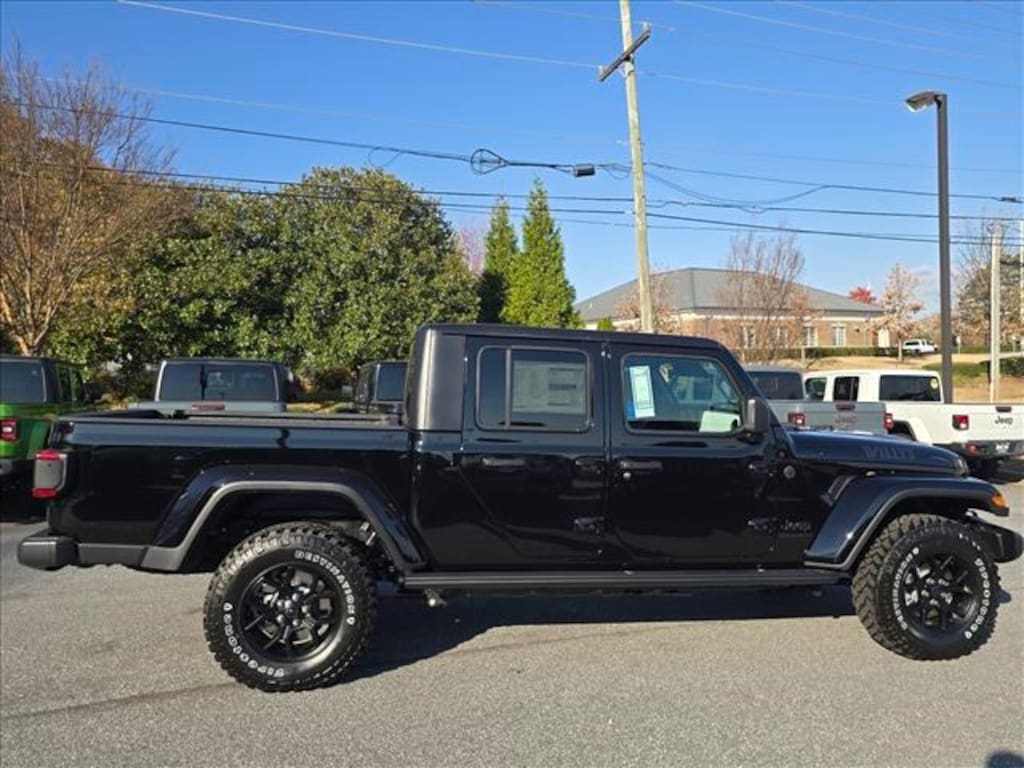 New 2026 Jeep Gladiator WILLYS 4X4 Pickup