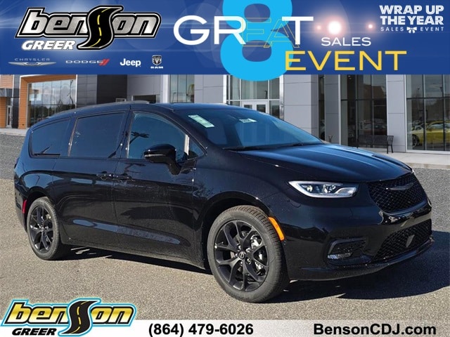 2026 Chrysler Pacifica Select's photo