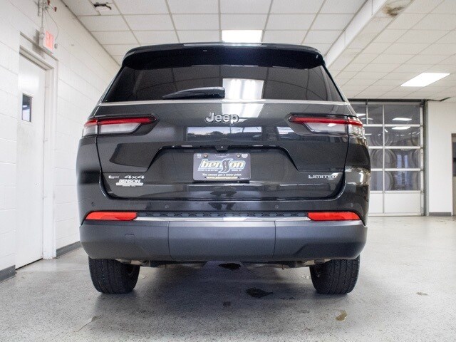 2021 Jeep Grand Cherokee Limited photo 2