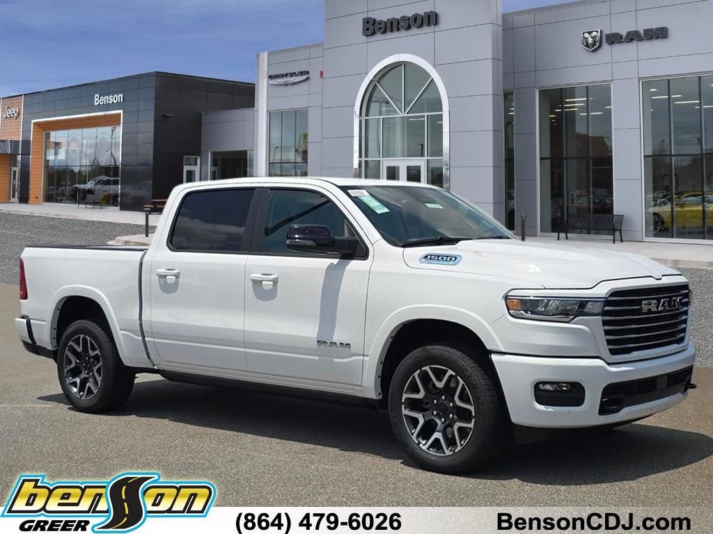 New 2026 Ram 1500 LARAMIE CREW CAB 4X4 5'7 BOX Pickup