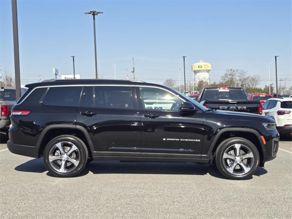 New 2026 Jeep Grand Cherokee L LIMITED 4X4 Sport Utility