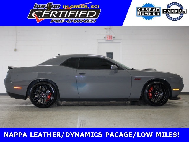 2023 Dodge Challenger R/T's photo