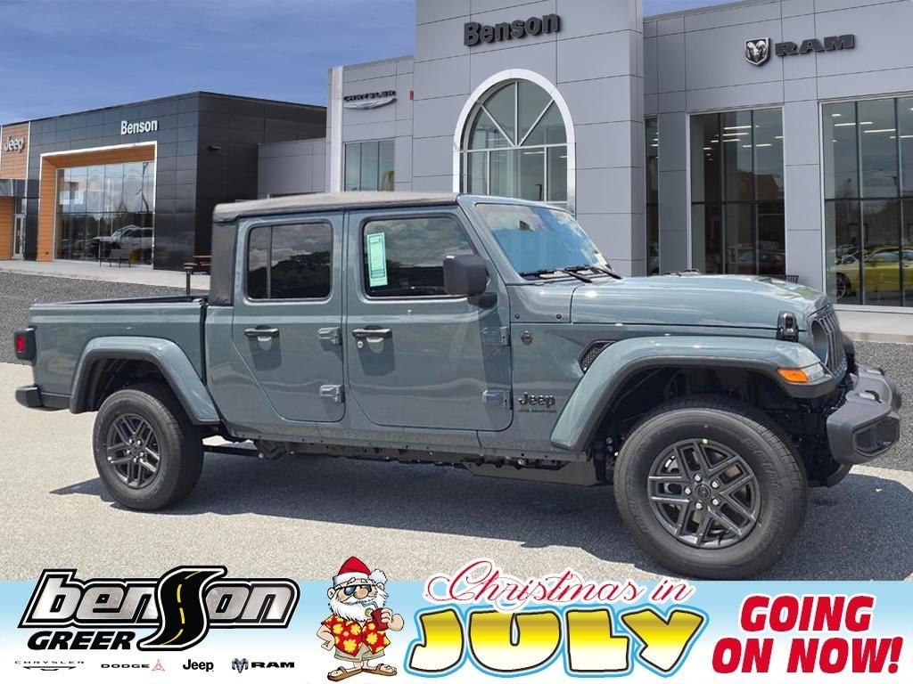 New 2026 Jeep Gladiator SPORT S 4X4 Pickup