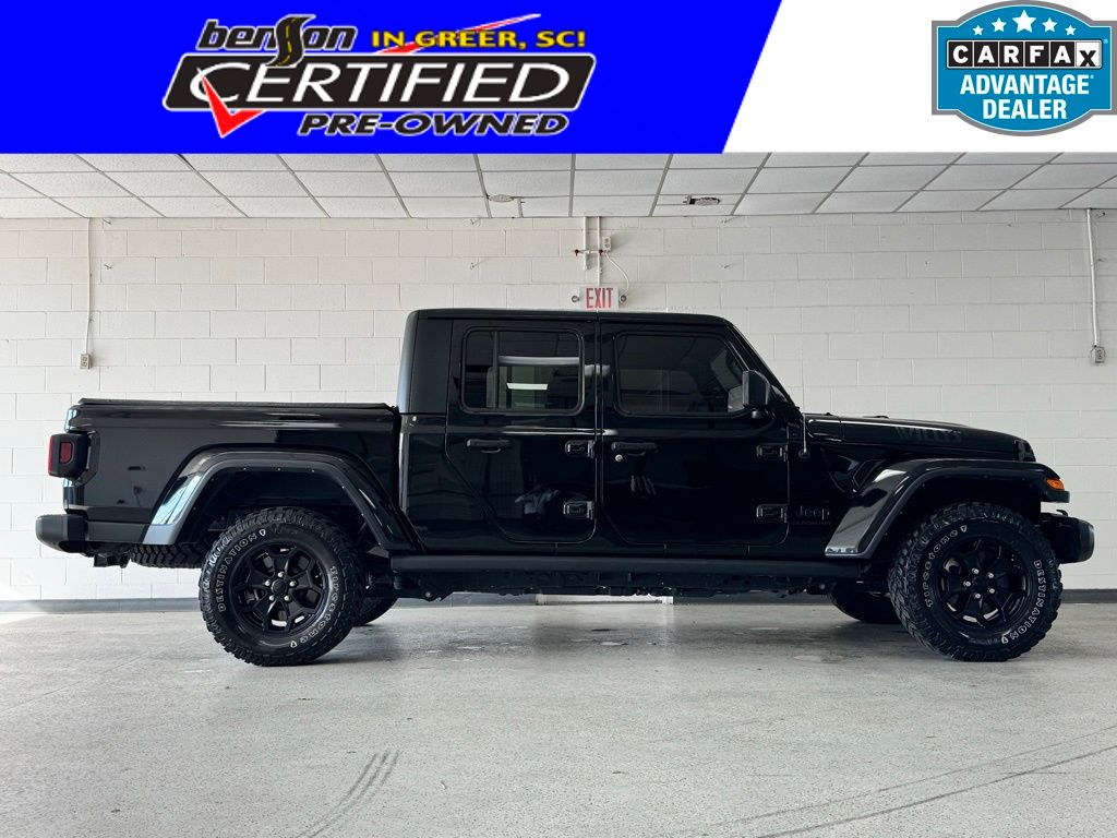 2022 Jeep Gladiator WILLYS's photo
