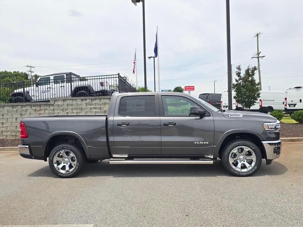 New 2026 Ram 1500 BIG HORN CREW CAB 4X4 6'4 BOX Pickup
