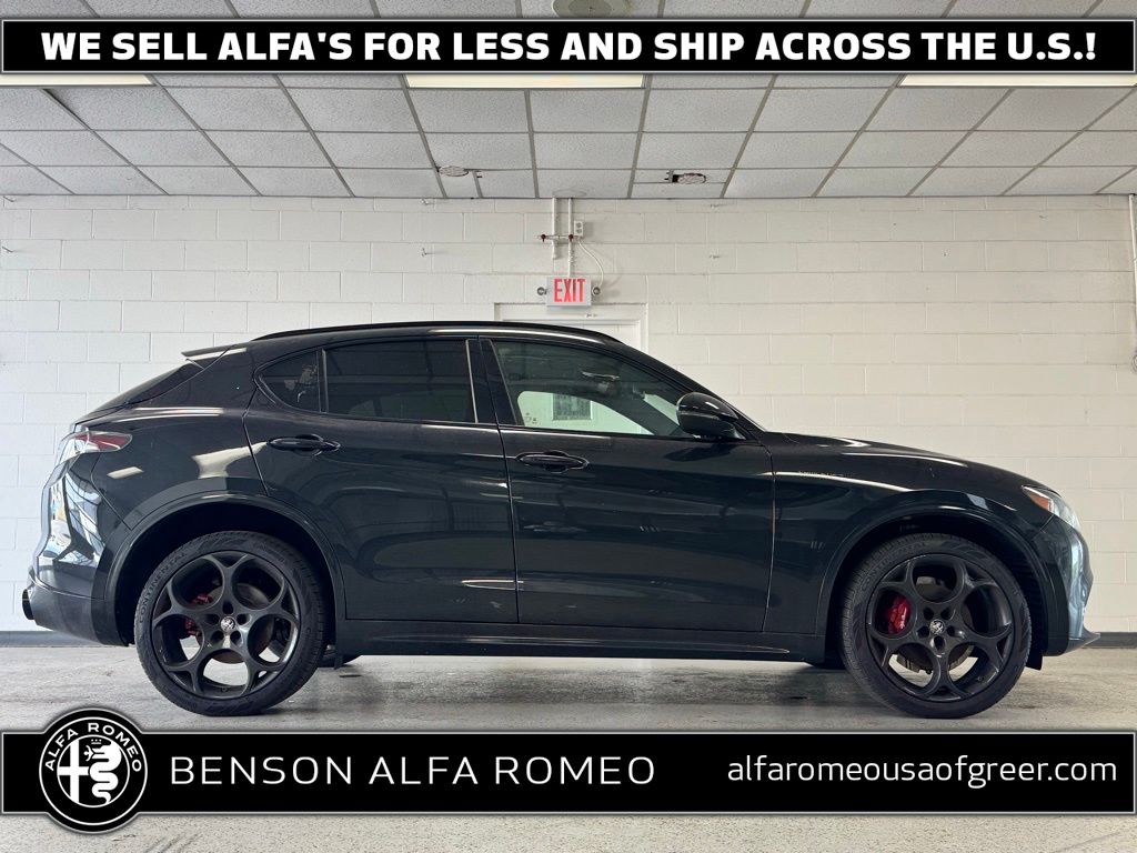 2024 Alfa Romeo Stelvio Competizione AWD's photo