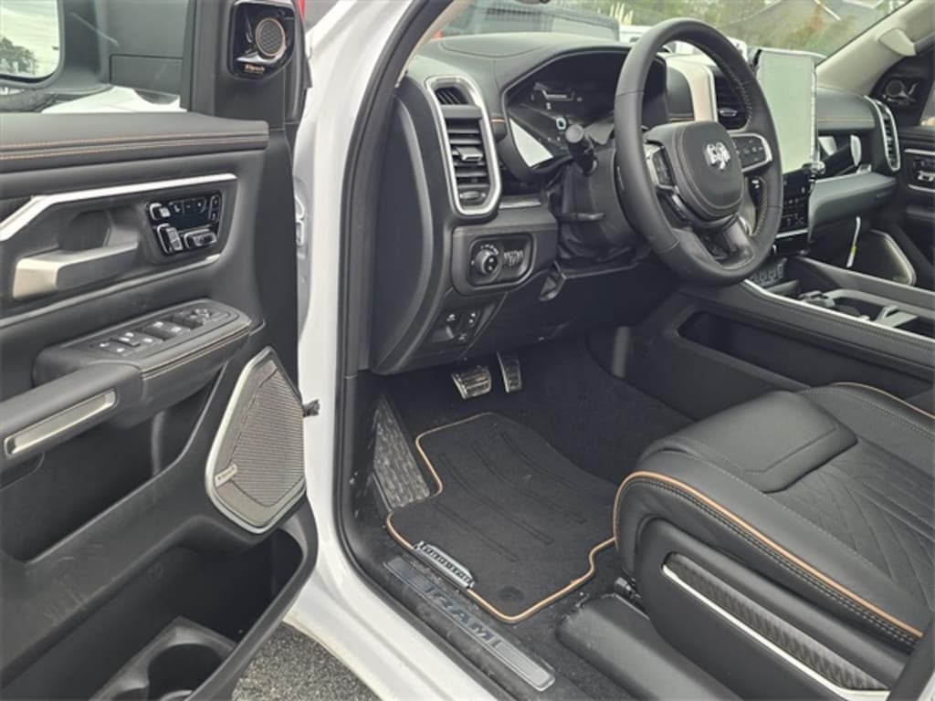 New 2026 Ram 1500 TUNGSTEN CREW CAB 4X4 Pickup