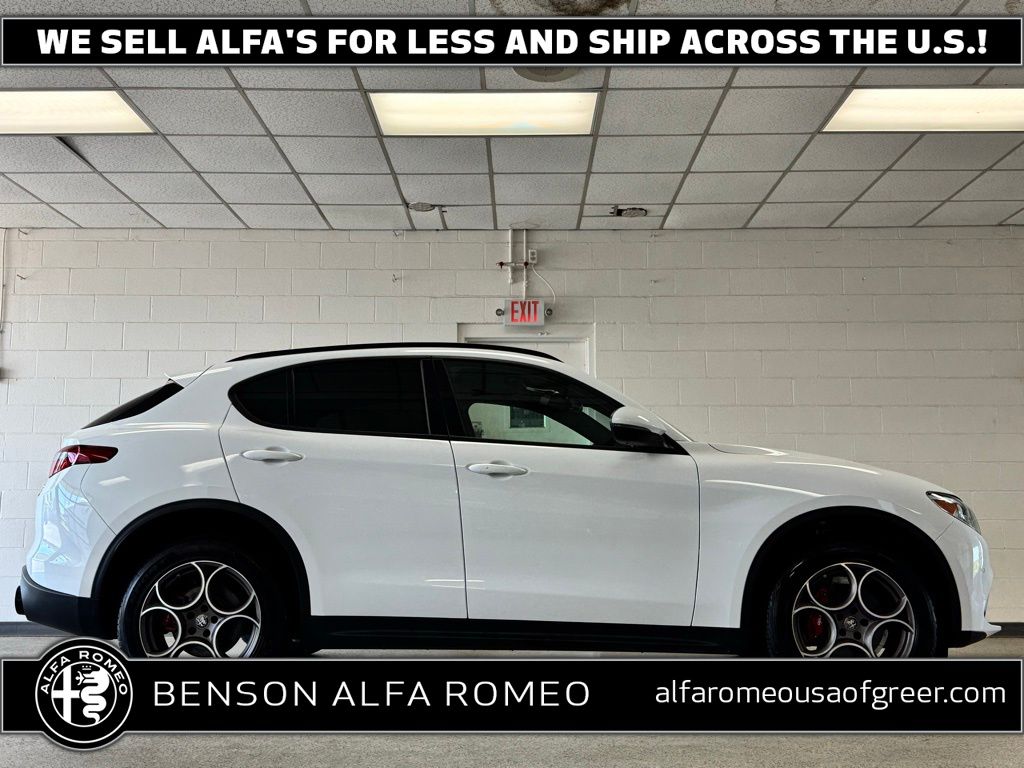 2023 Alfa Romeo Stelvio Sprint