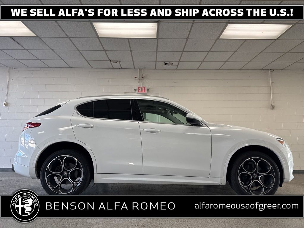 2020 Alfa Romeo Stelvio Ti AWD's photo