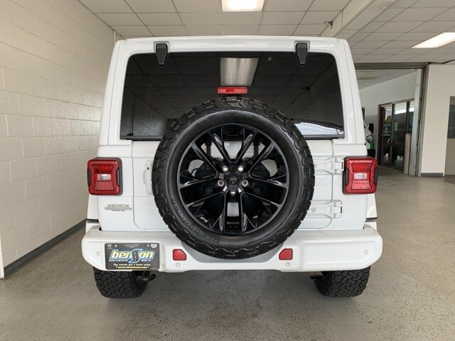 2020 Jeep Wrangler Unlimited Sahara High Altitude photo 4