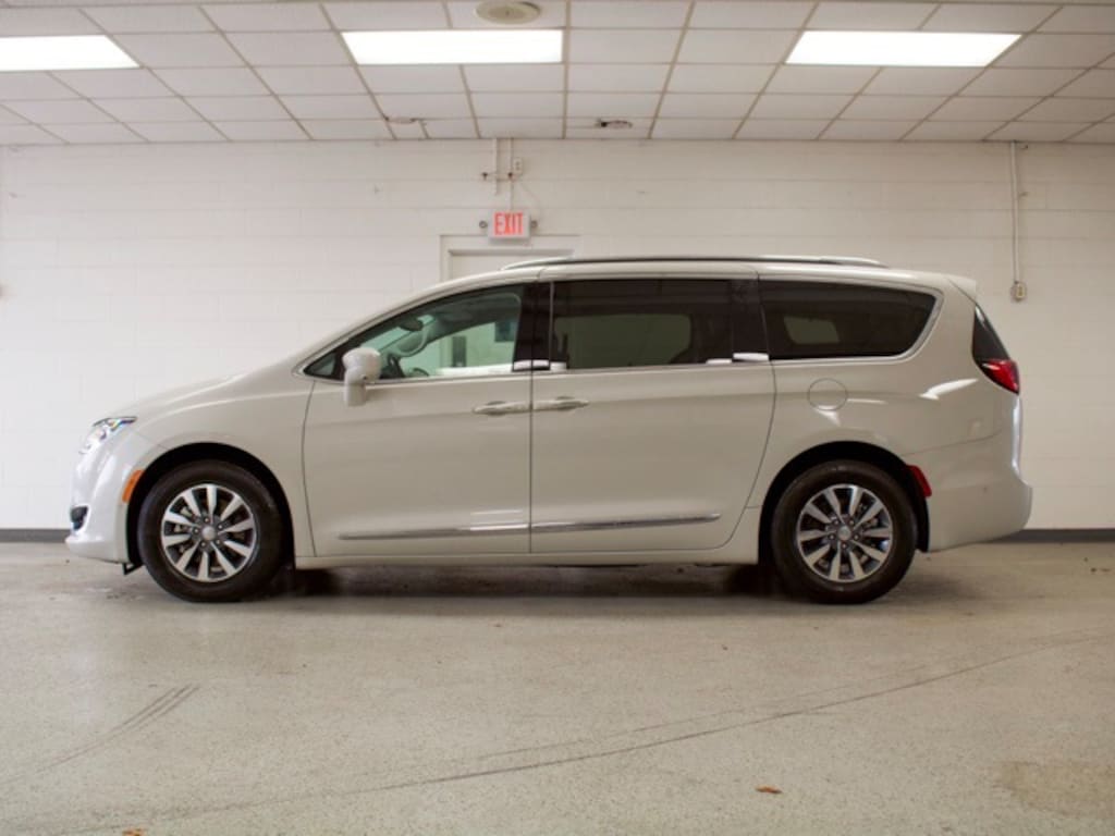 Used 2020 Chrysler Pacifica Touring L Plus Passenger Van