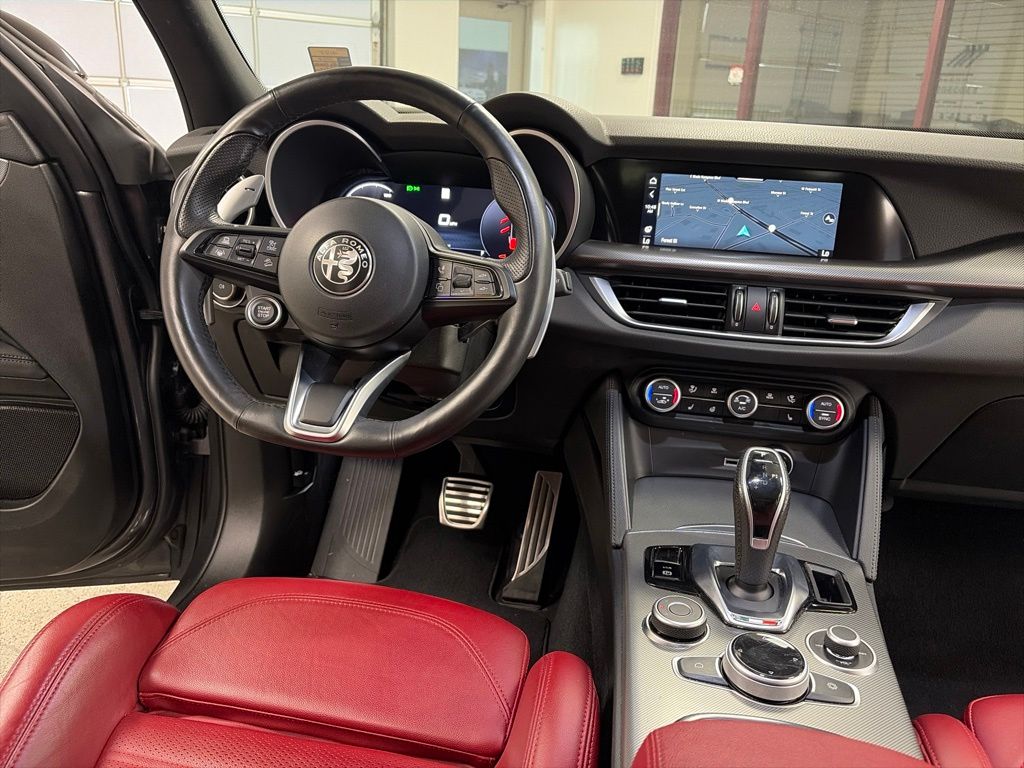 2024 Alfa Romeo Stelvio Veloce - Photo 30