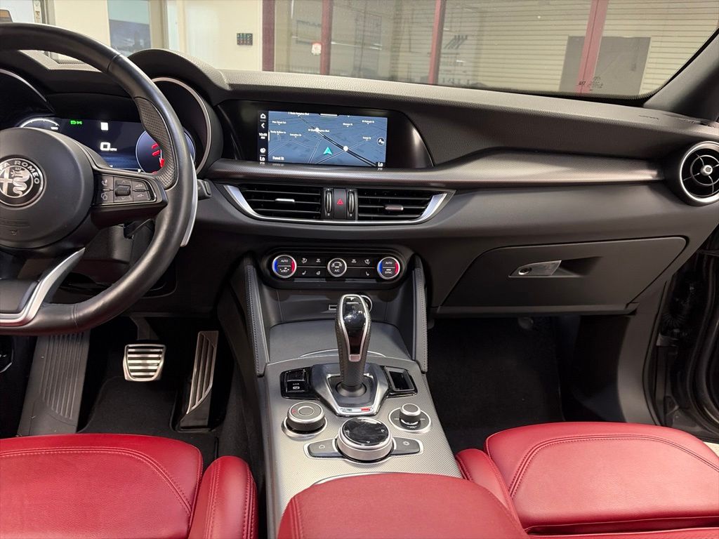 2024 Alfa Romeo Stelvio Veloce - Photo 31