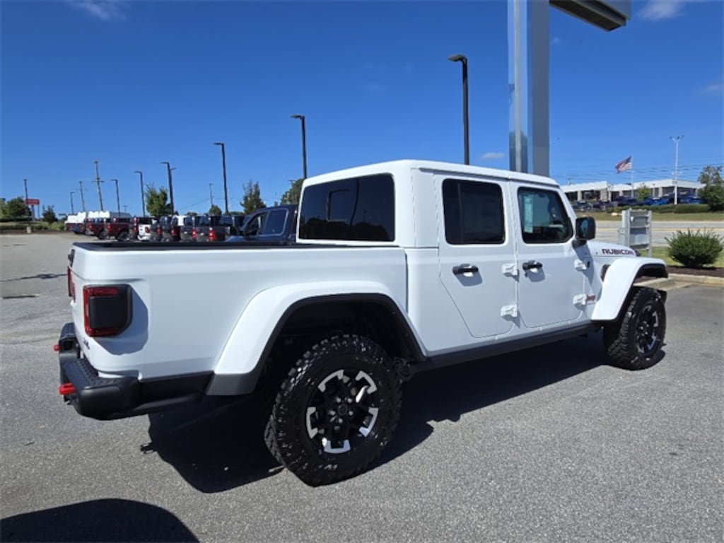 New 2025 Jeep Gladiator RUBICON X 4X4 Pickup