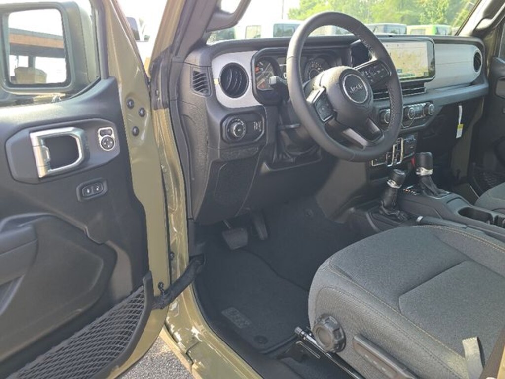 New 2025 Jeep Wrangler 4-DOOR SPORT S Sport Utility