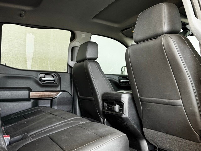2020 Chevrolet Silverado 1500 RST photo 3