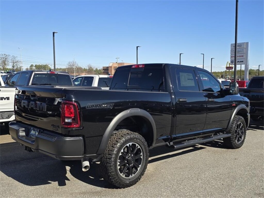 New 2026 Ram 2500 WARLOCK CREW CAB 4X4 6'4 BOX Pickup