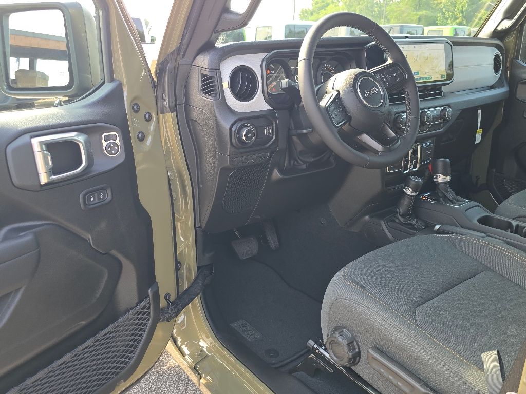 2025 Jeep Wrangler 4-Door Sport S - Photo 4