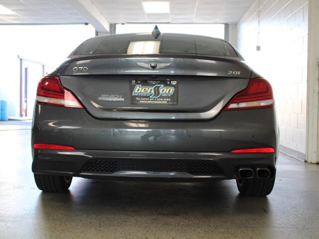 2021 Genesis G70 2.0T photo 2