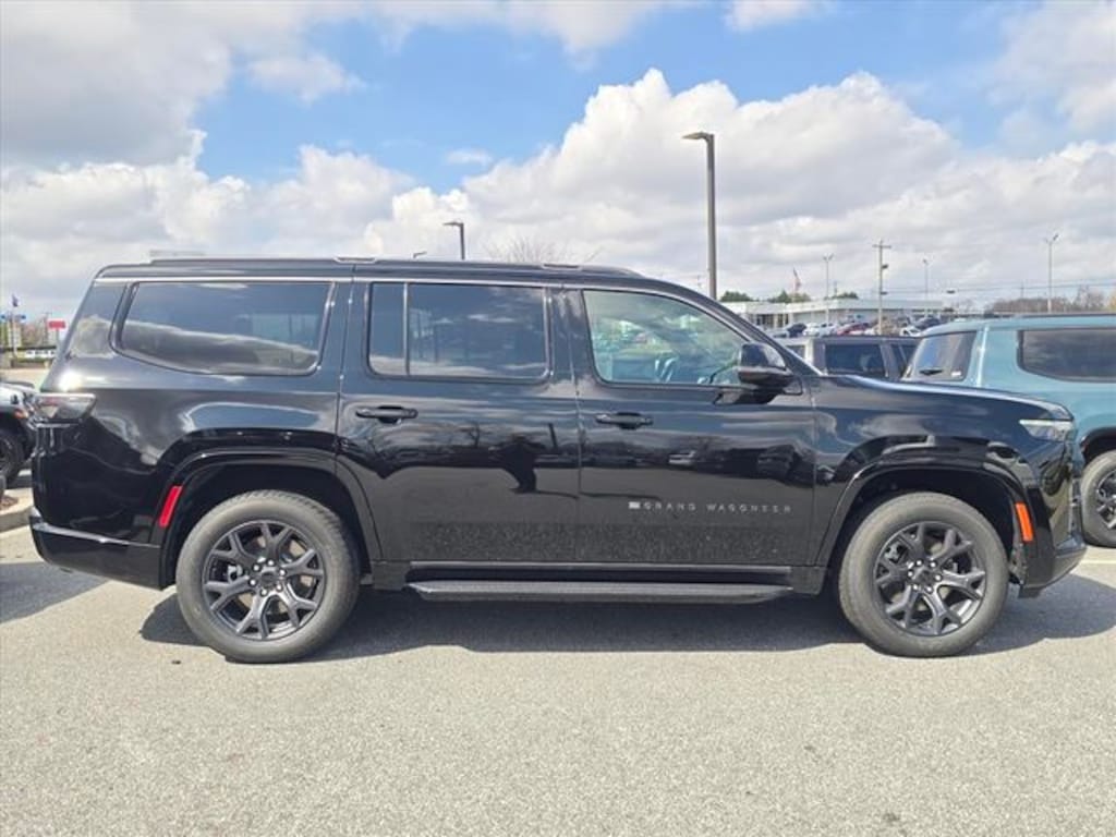 New 2026 Jeep Grand Wagoneer LIMITED ALTITUDE 4X4 Sport Utility
