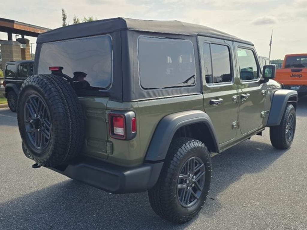 New 2025 Jeep Wrangler 4-DOOR SPORT S Sport Utility