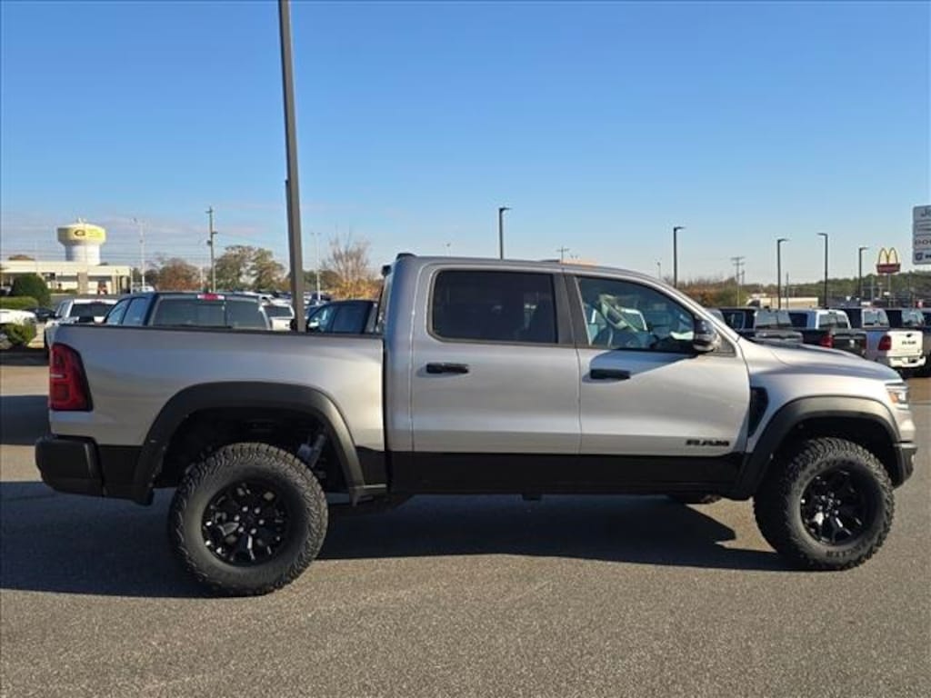 New 2026 Ram 1500 RHO CREW CAB 4X4 5'7 BOX Pickup