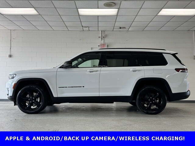 2024 Jeep Grand Cherokee Limited photo 3
