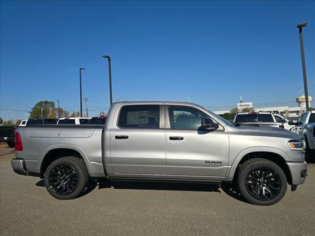 New 2026 Ram 1500 LIMITED CREW CAB 4X4 5'7 BOX Pickup