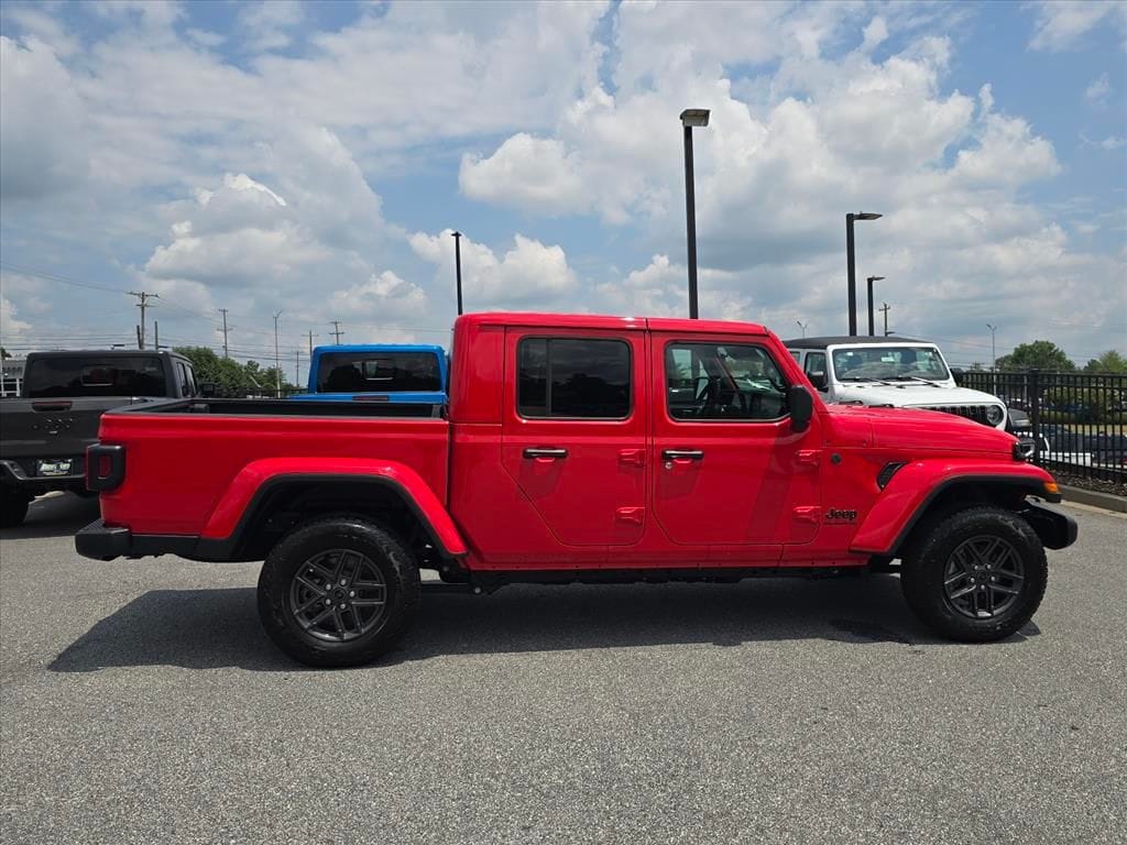 New 2026 Jeep Gladiator SPORT S 4X4 Pickup